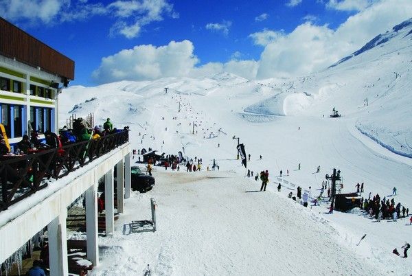 Ταβέρνα Ο Νώντας - Αξιοθέατα - Χιονοδρομικό Κέντρο Παρνασσού