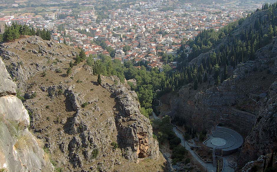 Ταβέρνα Ο Νώντας - Λιβαδειά Αξιοθέατα - Το Πέτρινο Θέατρο